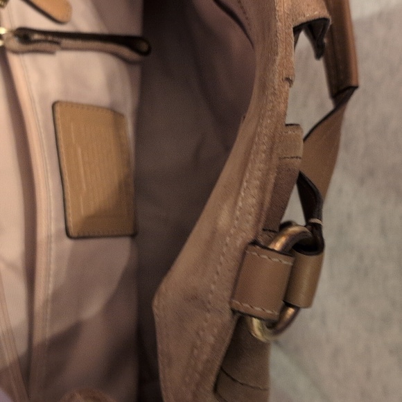 Coach Tan Leather Shoulder Bag - Picture 7 of 8